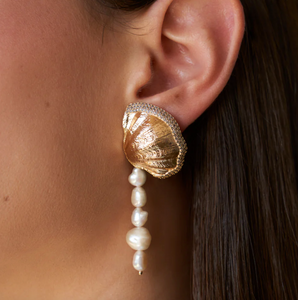 Venus Pearl Earrings